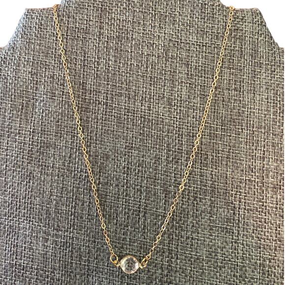 Floating Faux Diamond Gold Necklace NEW - Picture 1 of 1